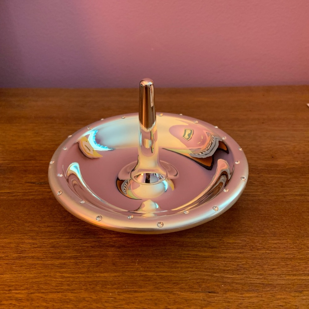 Silver Ringholder